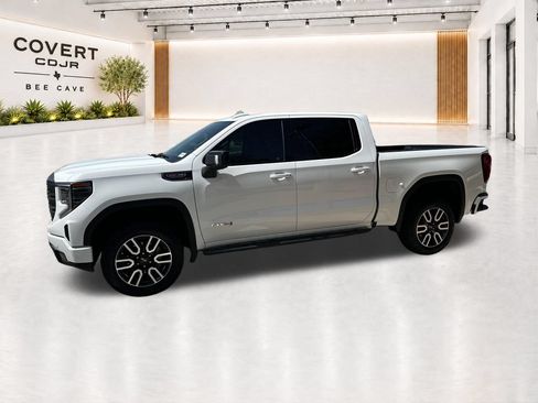 Used 2023 GMC Sierra 1500 AT4 w/ AT4 Premium Package AWD/4WD image 5