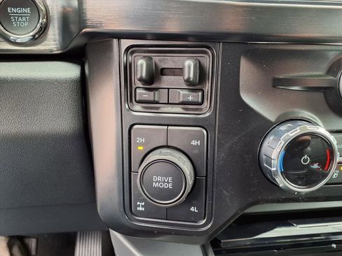 New 2026 Ford F250 Lariat w/ Chrome Package image 12