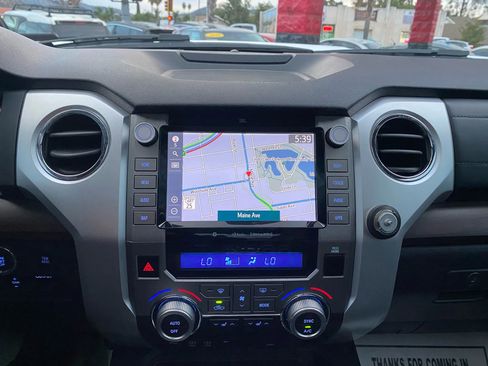 Used 2020 Toyota Tundra Limited image 18