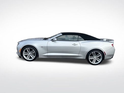 Used 2018 Chevrolet Camaro LT image 2