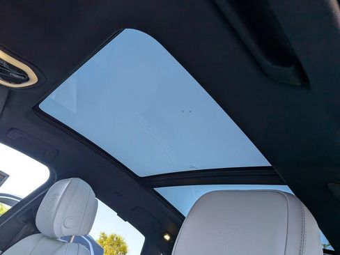 Certified 2025 Porsche Macan S AWD/4WD image 27