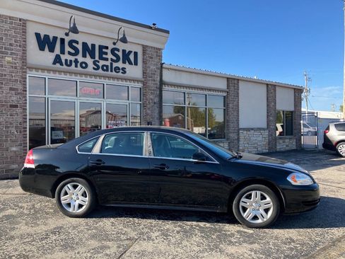 Used 2015 Chevrolet Impala LT w/ LT Sunroof Package image 2