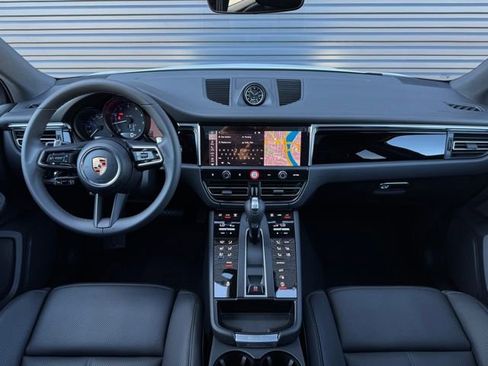 New 2026 Porsche Macan image 14
