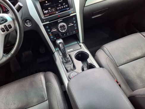Used 2015 Ford Explorer Sport w/ Equipment Group 401A AWD/4WD image 13