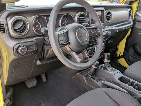 Used 2023 Jeep Wrangler Unlimited Sport AWD/4WD image 33