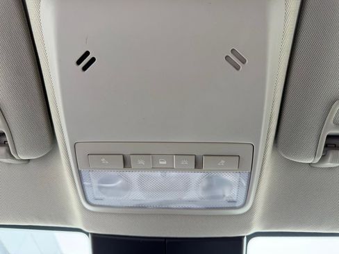 Used 2019 Buick Encore Preferred AWD/4WD image 29