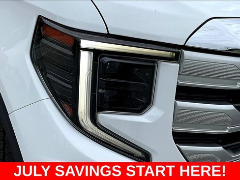 Used 2022 GMC Sierra 1500 SLE AWD/4WD image 41