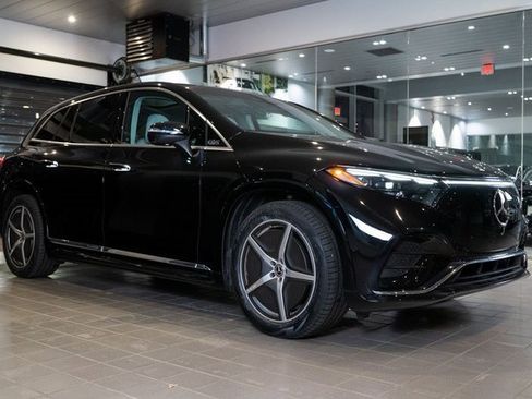 Certified 2023 Mercedes-Benz EQS 580 4MATIC SUV image 1