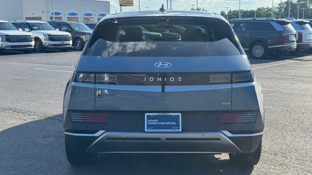 Used 2023 Hyundai Ioniq 5 SEL w/ Cargo Package AWD/4WD image 3