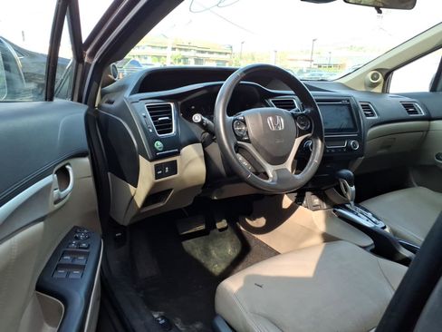 Used 2014 Honda Civic Hybrid Sedan image 3