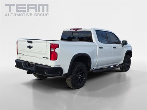 New 2026 Chevrolet Silverado 1500 ZR2 image 7
