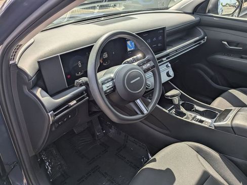 Certified 2025 Hyundai Tucson SEL image 13