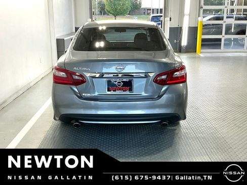 Used 2018 Nissan Altima 2.5 S w/ S Convenience Package FWD image 5
