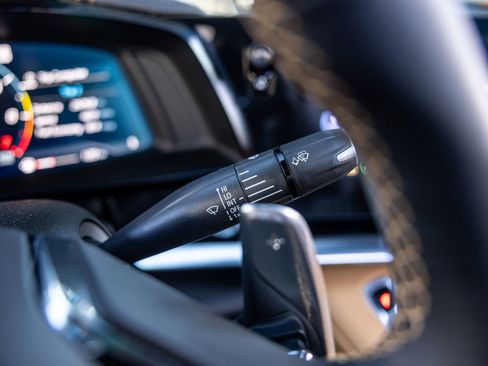 Used 2023 Chevrolet Corvette Stingray Preferred Conv w/ Z51 Performance Package RWD image 35