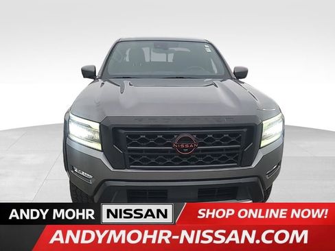 Used 2022 Nissan Frontier PRO-4X image 3