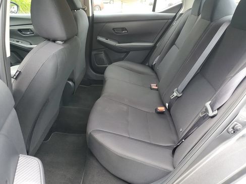 Certified 2025 Nissan Sentra S FWD image 10