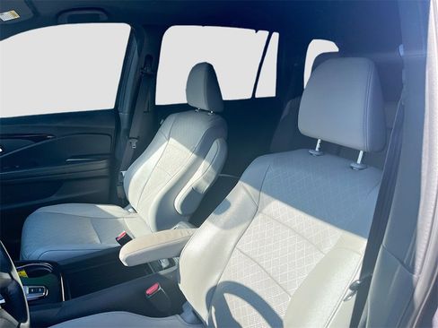 Used 2020 Honda Passport Touring image 21