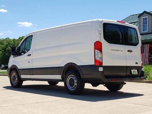 Used 2017 Ford Transit 150 130 Low Roof RWD image 3