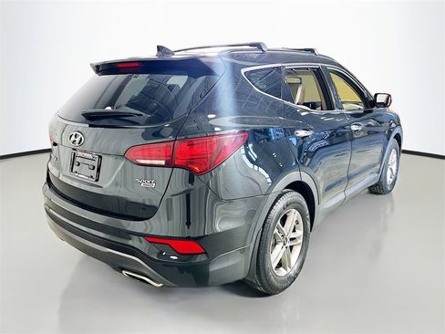 Used 2018 Hyundai Santa Fe Sport image 8