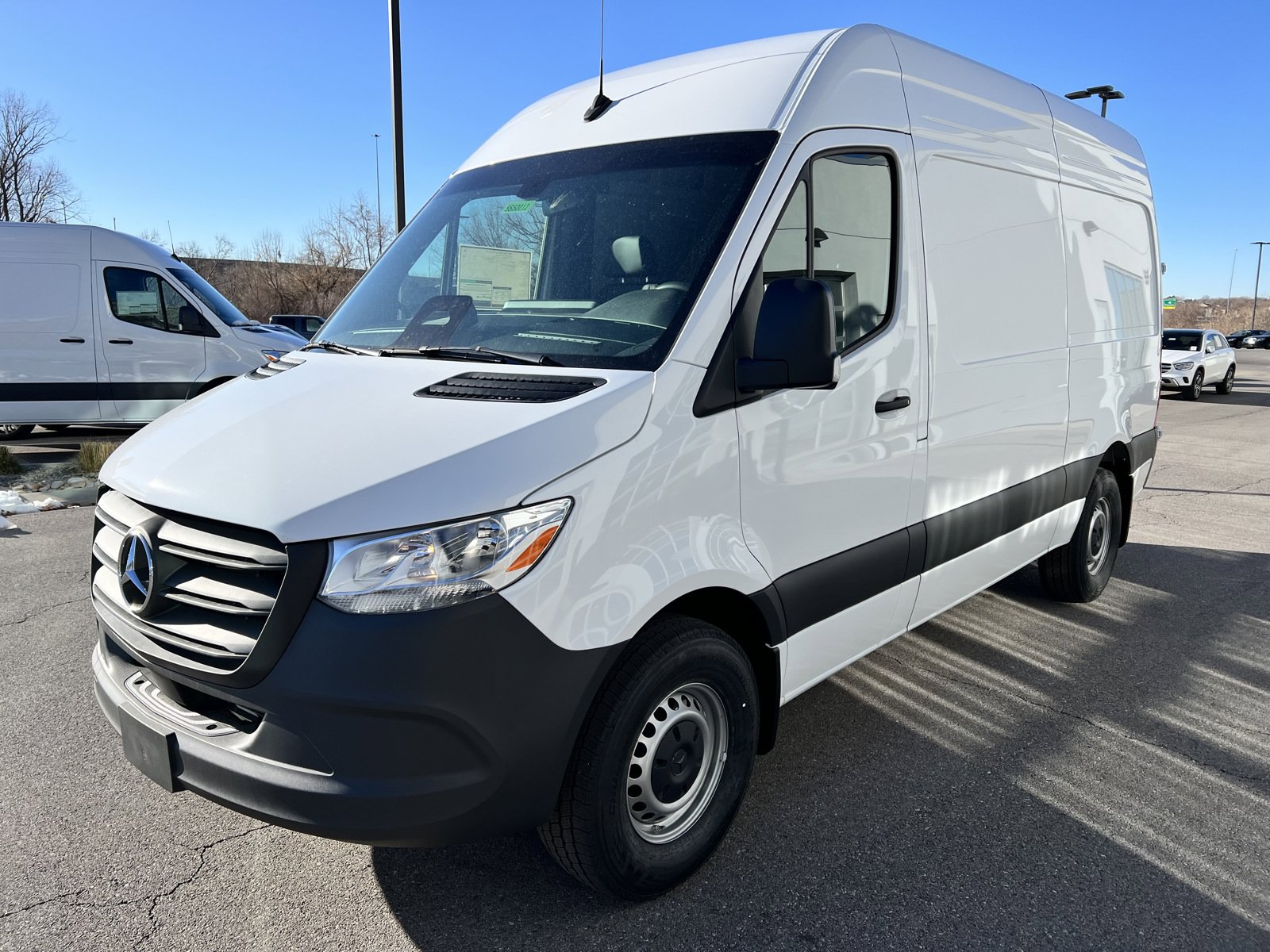 Used 2025 Mercedes-Benz Sprinter 2500 image 9