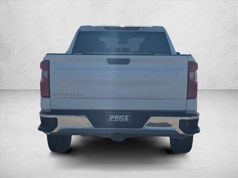 Used 2025 Chevrolet Silverado 1500 LT AWD/4WD image 6
