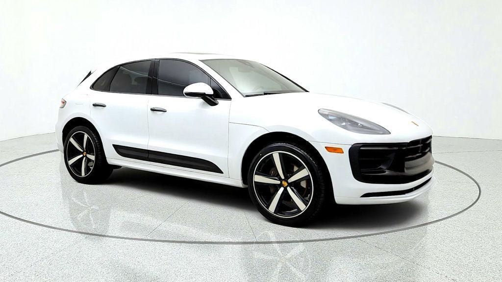 Used 2024 Porsche Macan Turbo w/ Premium Plus Package AWD/4WD image 3