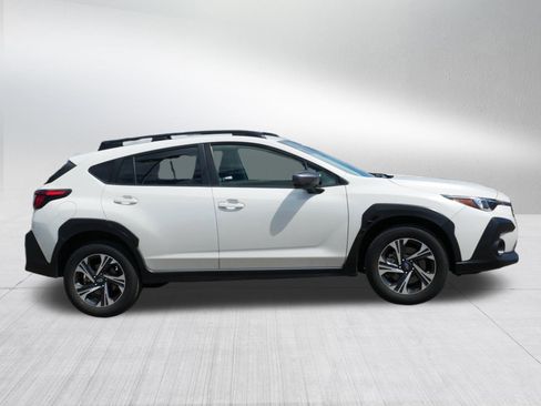 Used 2024 Subaru Crosstrek 2.0i Premium AWD/4WD image 8