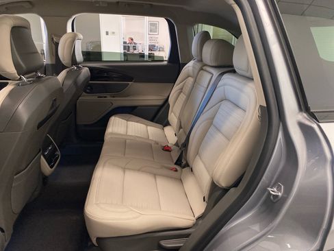 New 2025 Lincoln Nautilus Reserve w/ Jet Appearance Package image 9