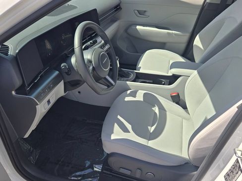 Used 2024 Hyundai Kona SEL FWD image 10