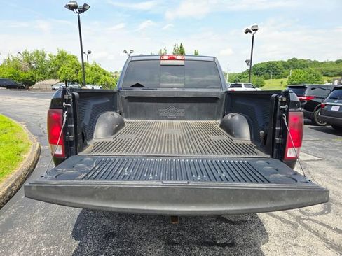 Used 2019 RAM 1500 Classic SLT AWD/4WD image 9