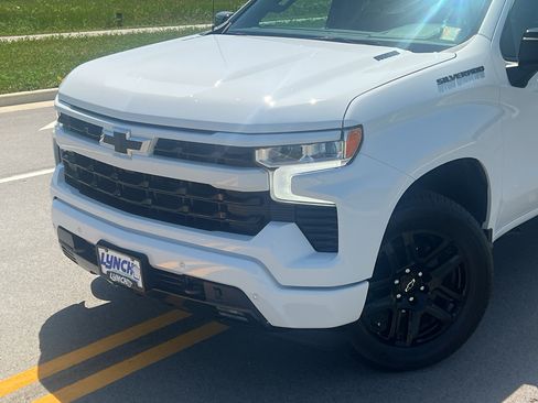 Used 2025 Chevrolet Silverado 1500 RST w/ Convenience Package II AWD/4WD image 8