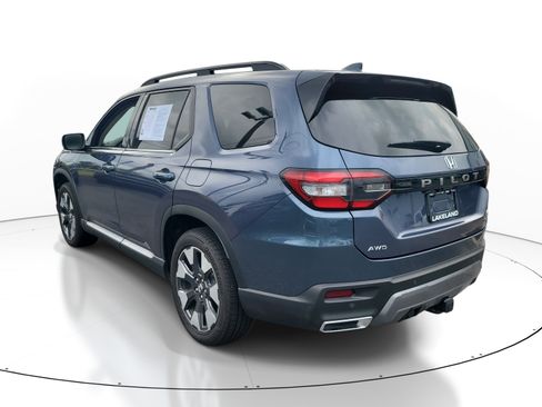 Used 2026 Honda Pilot Touring image 6