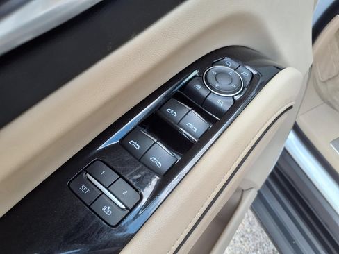 Used 2024 Cadillac Escalade Premium Luxury w/ LPO, Floor Liner Package AWD/4WD image 16