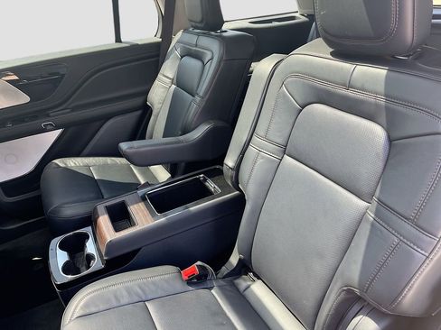 Used 2025 Lincoln Aviator Reserve w/ Equipment Group 201A image 26