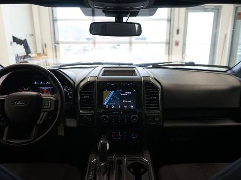 Used 2019 Ford F150 XLT w/ Equipment Group 302A Luxury AWD/4WD image 29