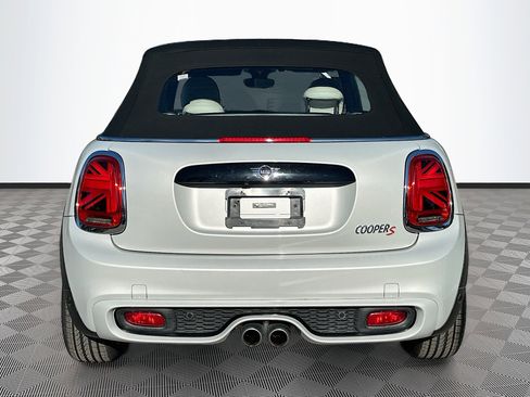 Used 2019 MINI Cooper S w/ Signature Upholstery Package image 6