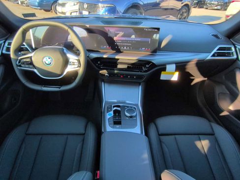 Used 2026 BMW i4 xDrive40i AWD/4WD image 17