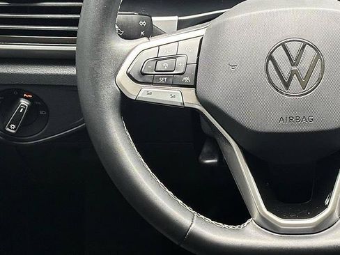 Used 2023 Volkswagen Atlas SEL AWD/4WD image 21