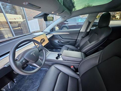 Used 2022 Tesla Model 3 image 35