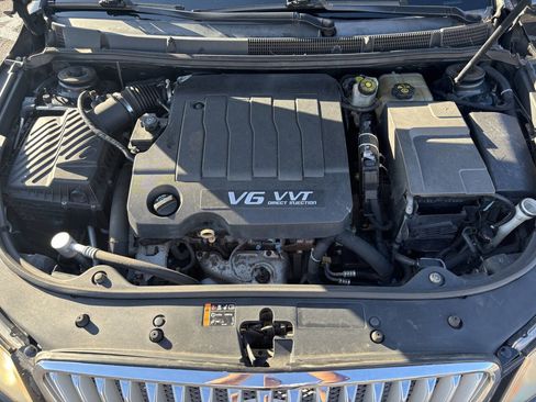 Used 2011 Buick LaCrosse CXL image 21