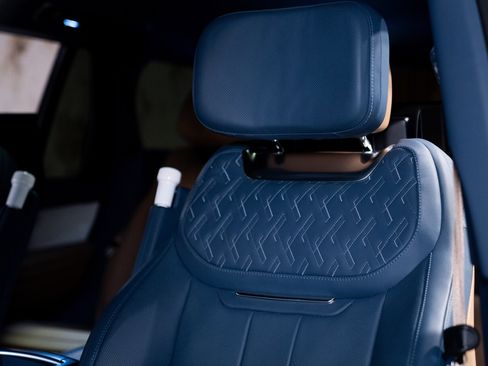 Used 2023 Land Rover Range Rover SV image 19