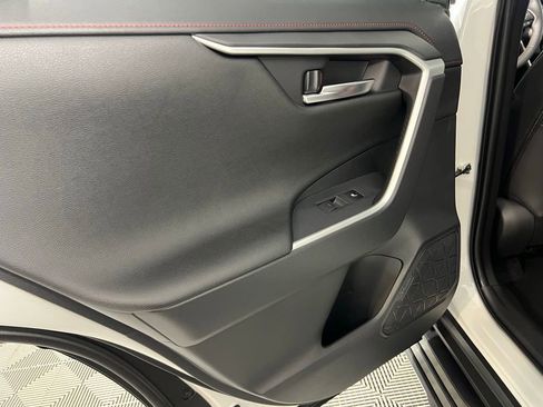 Used 2025 Toyota RAV4 XSE image 28