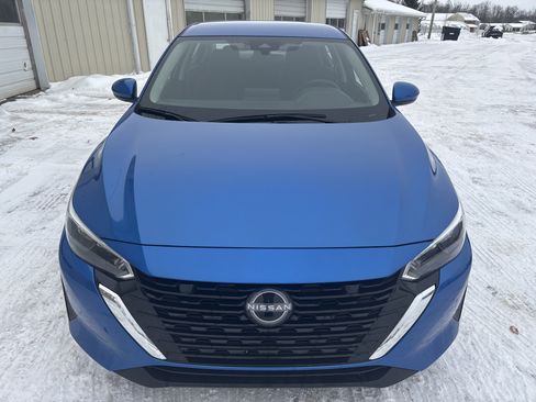 Used 2024 Nissan Sentra SV image 11