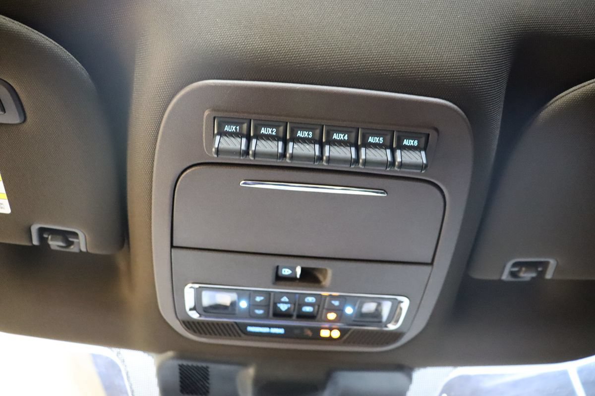 Used 2025 Ford F250 King Ranch w/ FX4 Off-Road Package AWD/4WD image 65