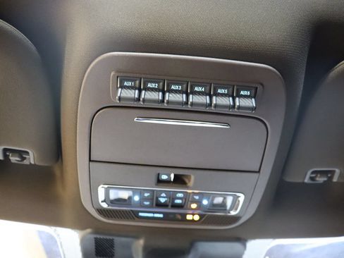 Used 2025 Ford F250 King Ranch w/ FX4 Off-Road Package AWD/4WD image 65