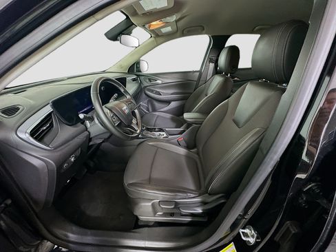 Used 2025 Buick Encore GX Preferred FWD image 13