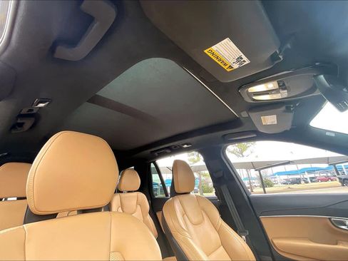 Used 2024 Volvo XC90 B6 Ultimate w/ Lounge Package image 14