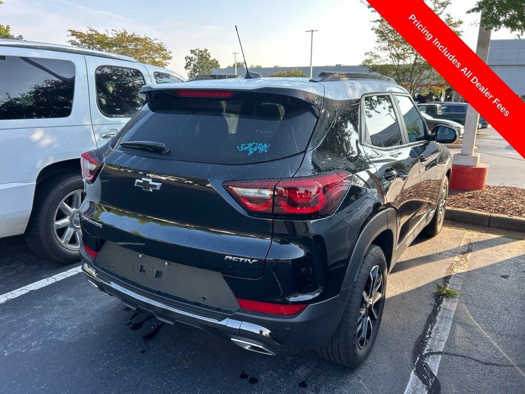 Used 2024 Chevrolet TrailBlazer ACTIV w/ Convenience Package FWD image 6