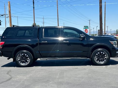 Used 2021 Nissan Titan PRO-4X w/ Pro-4x Convenience Package AWD/4WD image 3