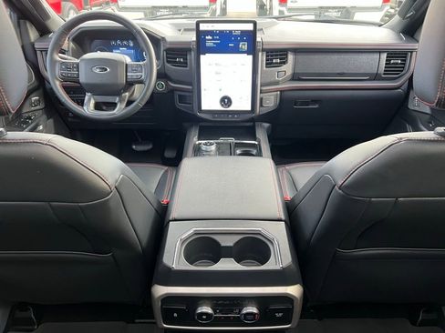 Used 2024 Ford Expedition Limited image 26